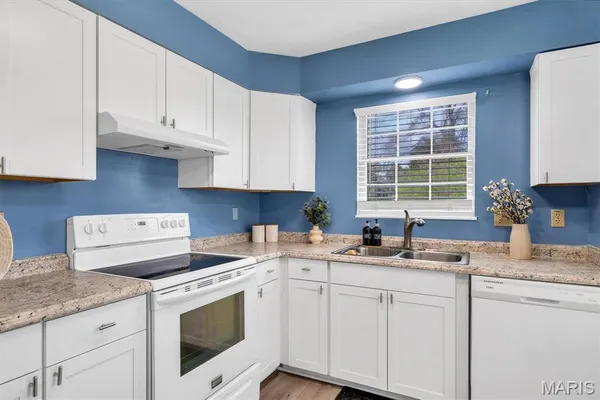 $149,999 | 154 Old Buggy Court, Unit A, St. Charles, MO 63304