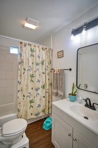 a view of an empty room with a garage