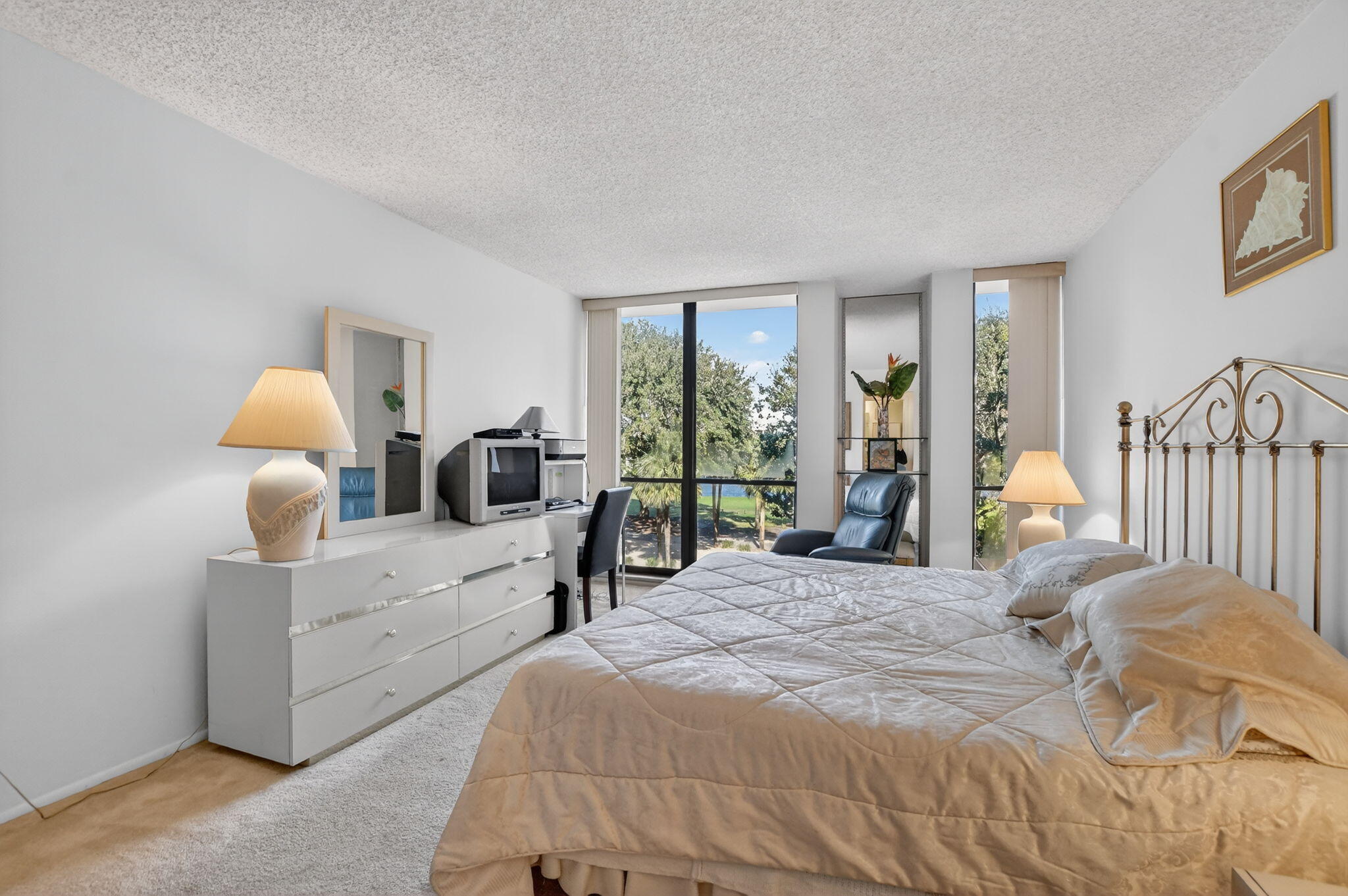 1736 Bridgewood Drive Boca Raton, FL 33434 - Photo 16 of 53 15-web-or-mls-DSC_0507