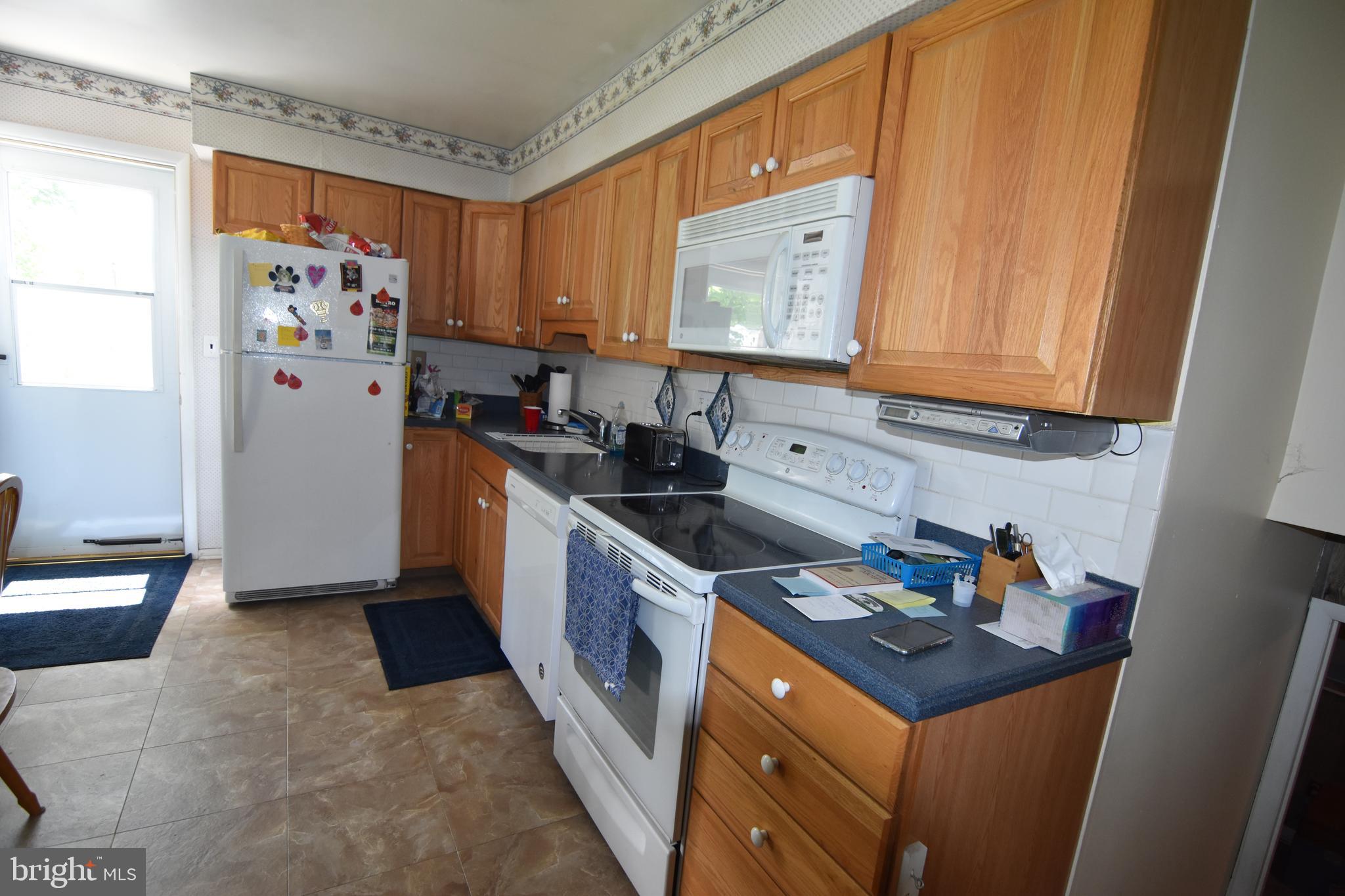 1103 Maplefield Road Newark, DE 19713 - Photo 3 of 20