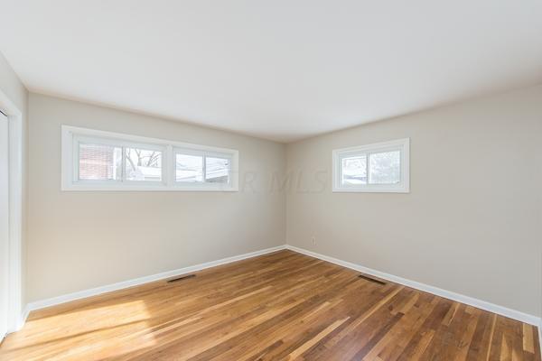 2687 Bristol Road Columbus, OH 43221 - Photo 9 of 18