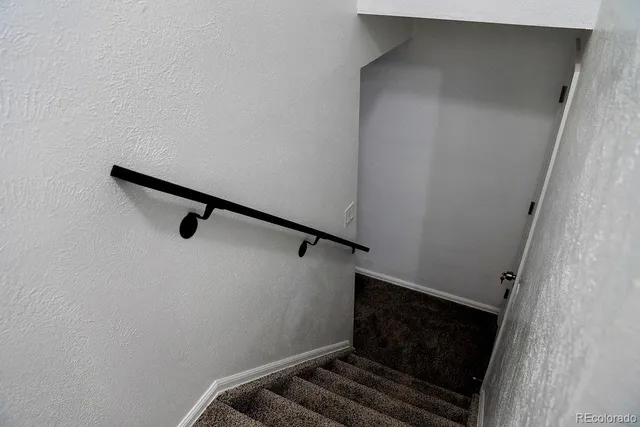 a view of utility room