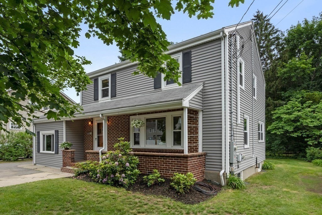 105 Spring Street Stoneham, MA 02180 - Photo 1 of 1 Gallery Image 1