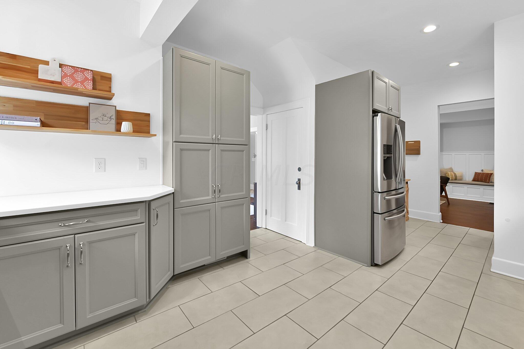 51 Glencoe Road Columbus, OH 43214 - Photo 18 of 41 Kitchen