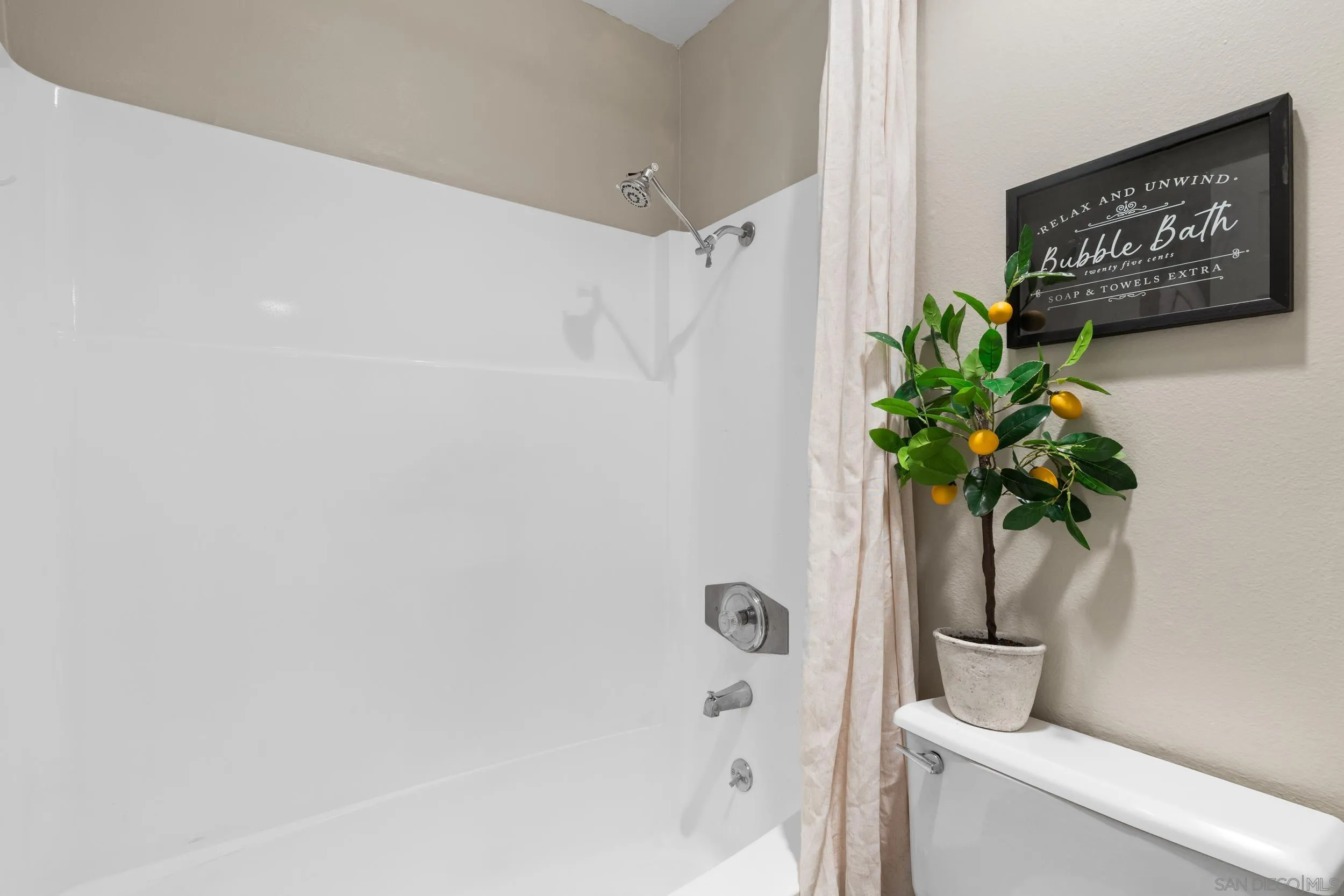 5989 Rancho Mission Road, Unit 103 San Diego, CA 92108 - Photo 17 of 24