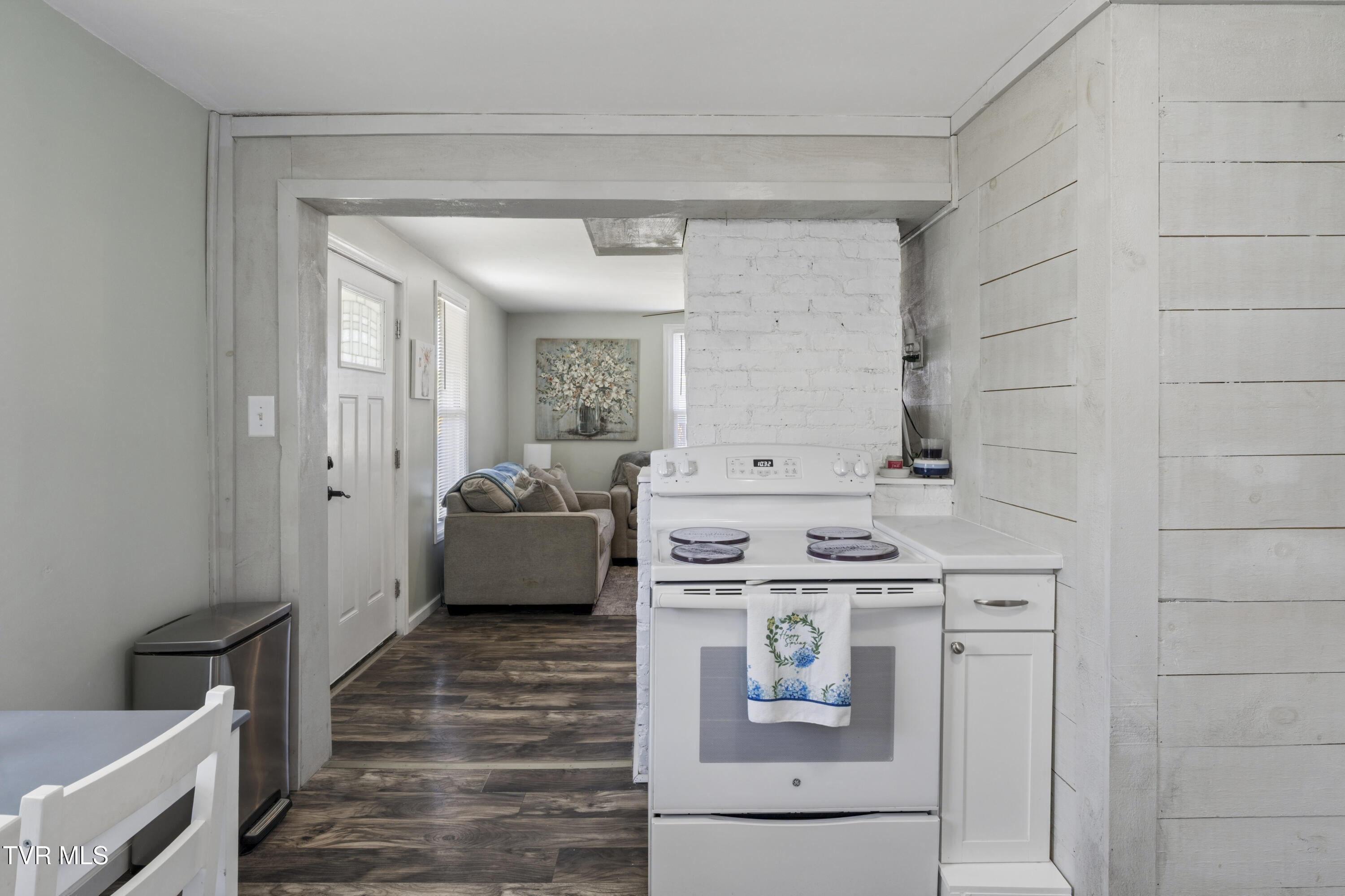 424 Hamilton Street Johnson City, TN 37604 - Photo 12 of 54 Hamilton-7