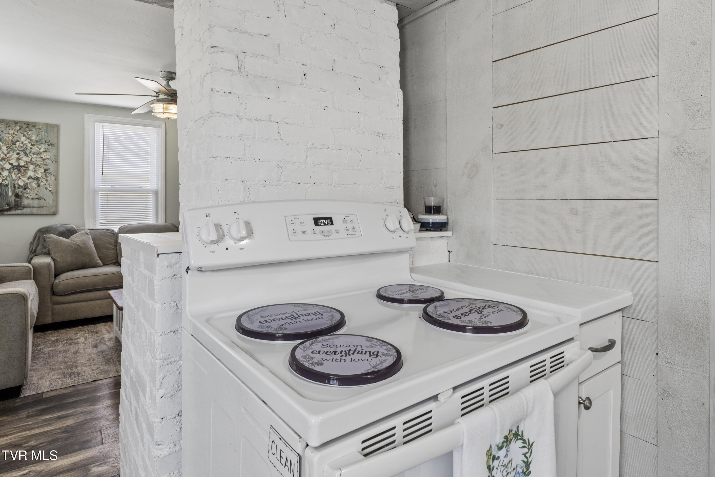 424 Hamilton Street Johnson City, TN 37604 - Photo 13 of 54 Hamilton-23