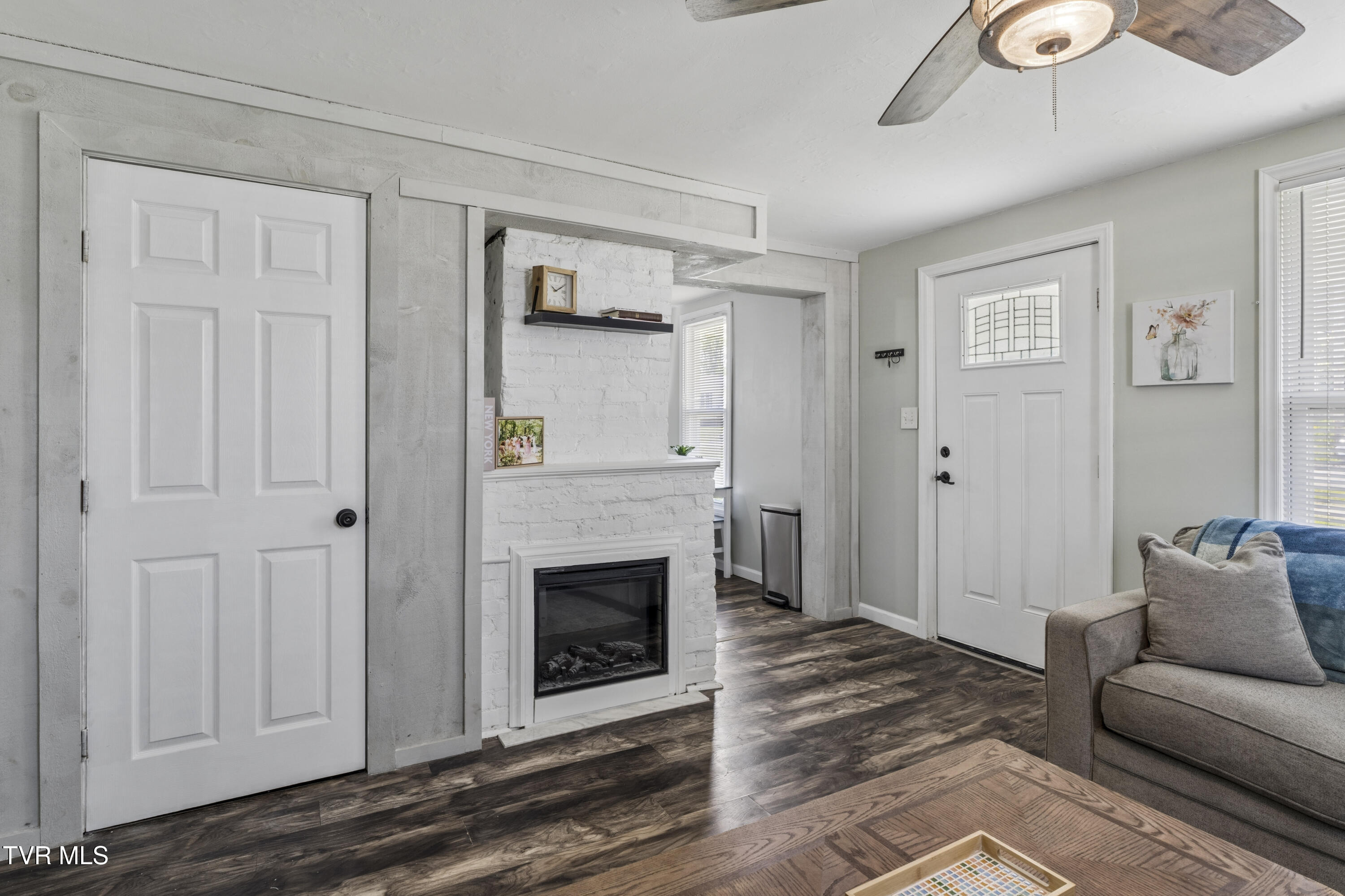 424 Hamilton Street Johnson City, TN 37604 - Photo 6 of 54 Hamilton-3