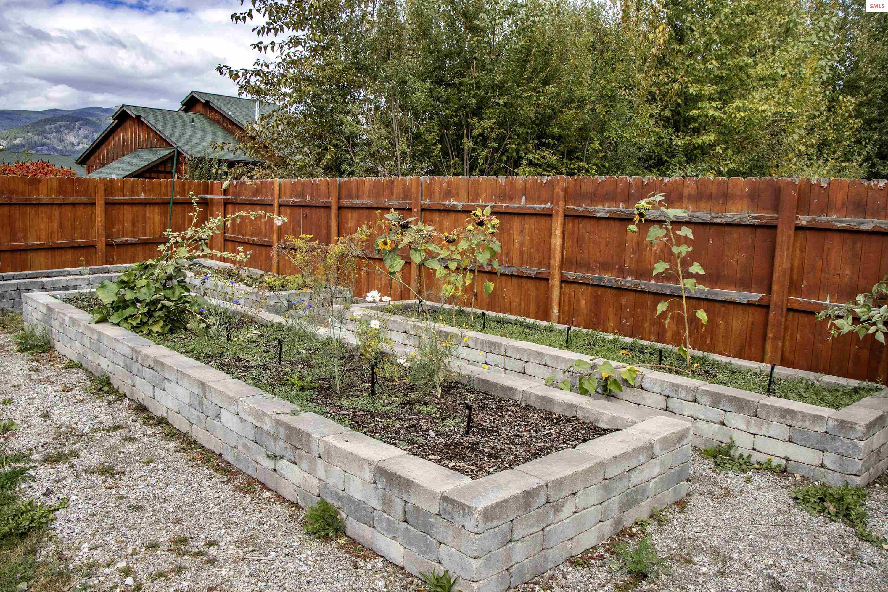 68 Kuskanook Road Kootenai, ID 83864 - Photo 32 of 52 Gallery Image 32