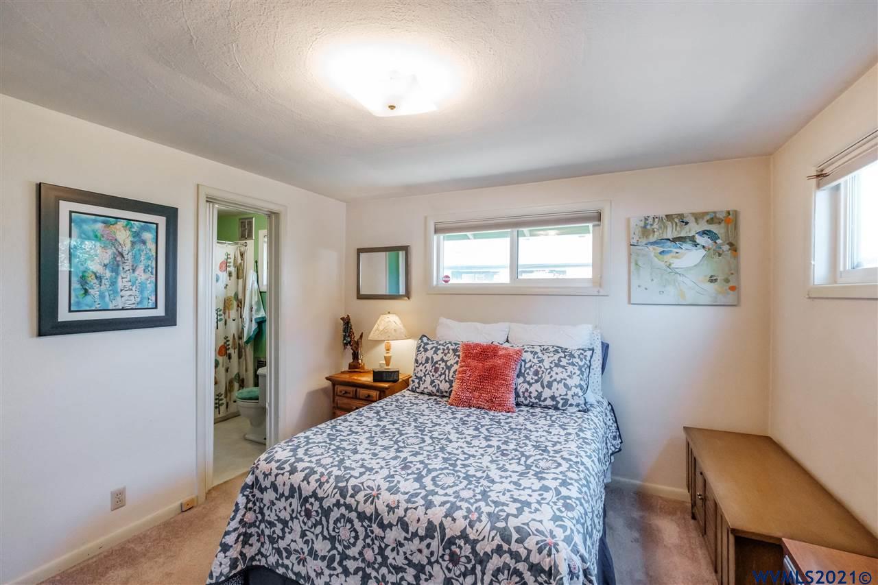 1237 26th Avenue Southwest Albany, OR 97321 - Photo 39 of 42 Gallery Image 39