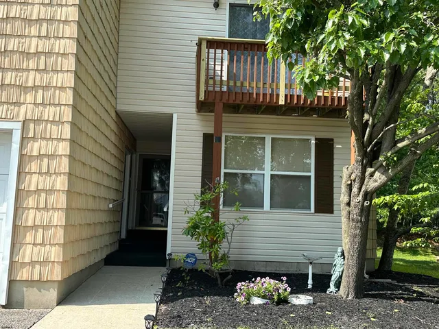$180,000 | 19 East Woodland Avenue, Unit E101, Absecon, NJ 08201
