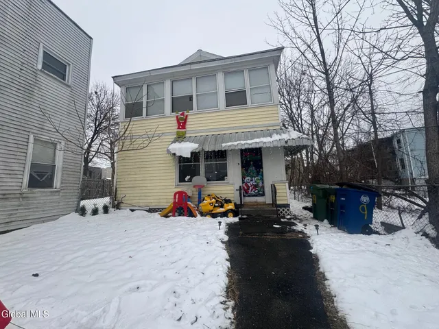 $199,900 | 9 Broadway, Cohoes, NY 12047