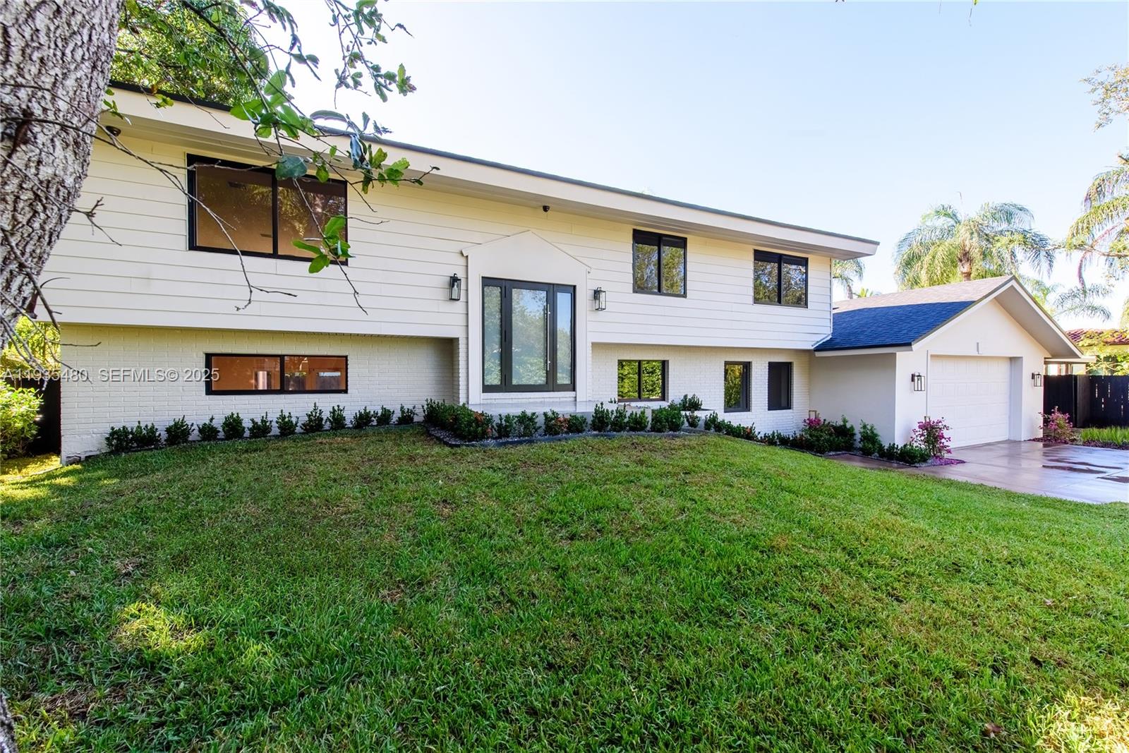 6250 Southwest 48th Street Miami, FL 33155 - Photo 2 of 13 Photo 2