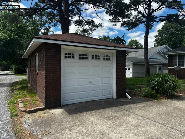$139,900 | 302 West 6th Street, Benton, IL 62812