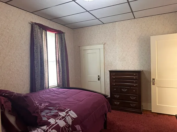 $139,900 | 302 West 6th Street, Benton, IL 62812