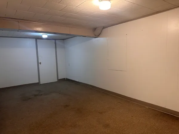 $139,900 | 302 West 6th Street, Benton, IL 62812