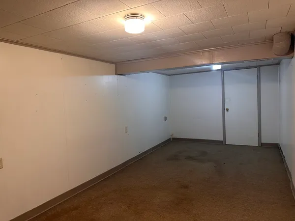 $139,900 | 302 West 6th Street, Benton, IL 62812