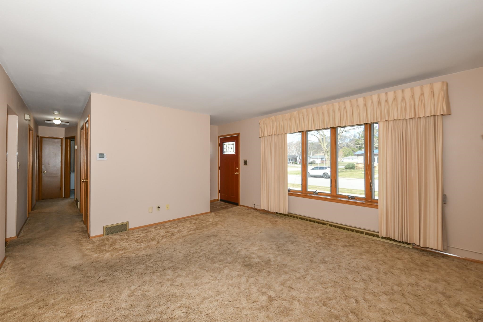 257 Mohawk Road Janesville, WI 53545 - Photo 11 of 47