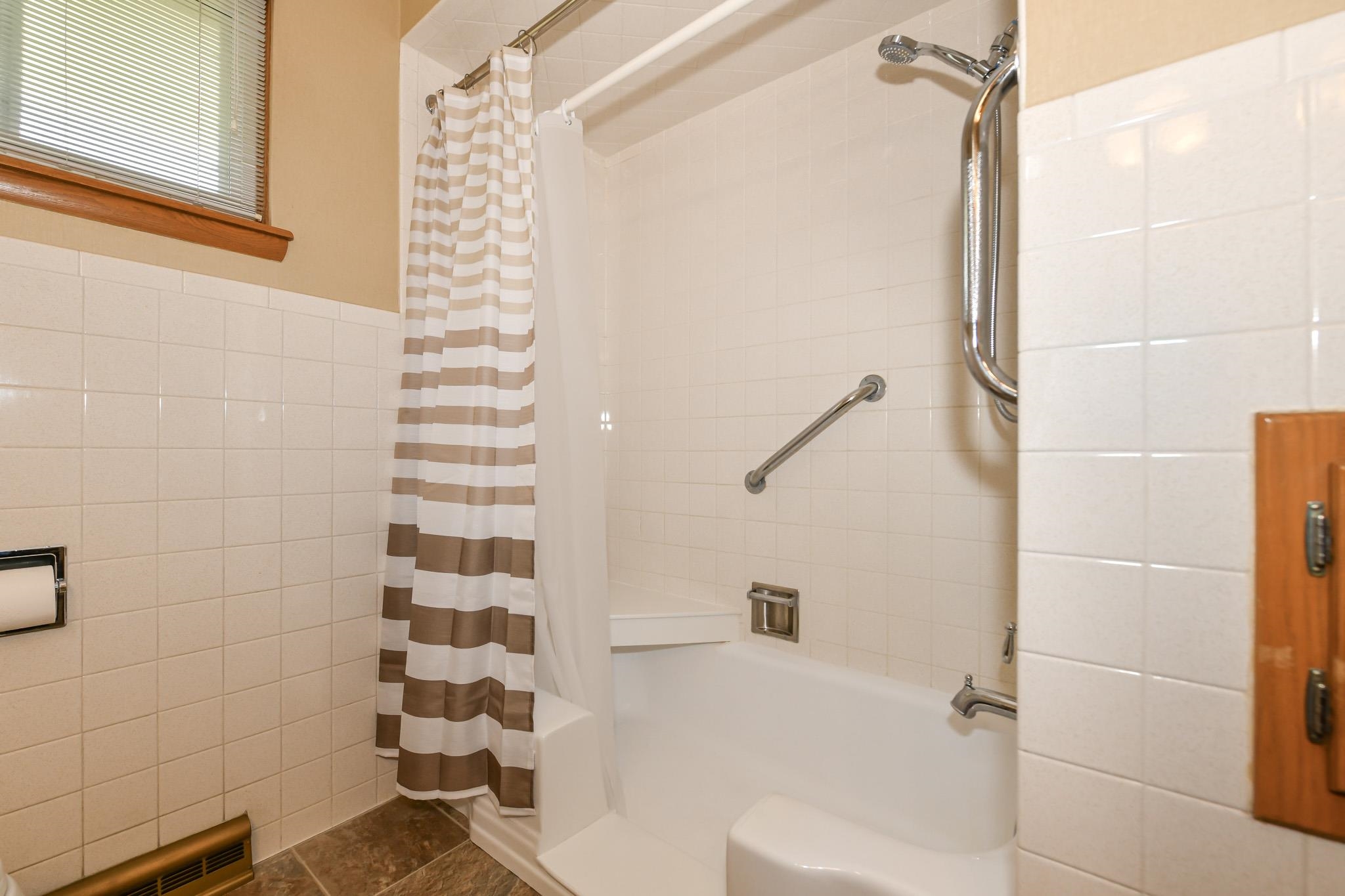 257 Mohawk Road Janesville, WI 53545 - Photo 20 of 47