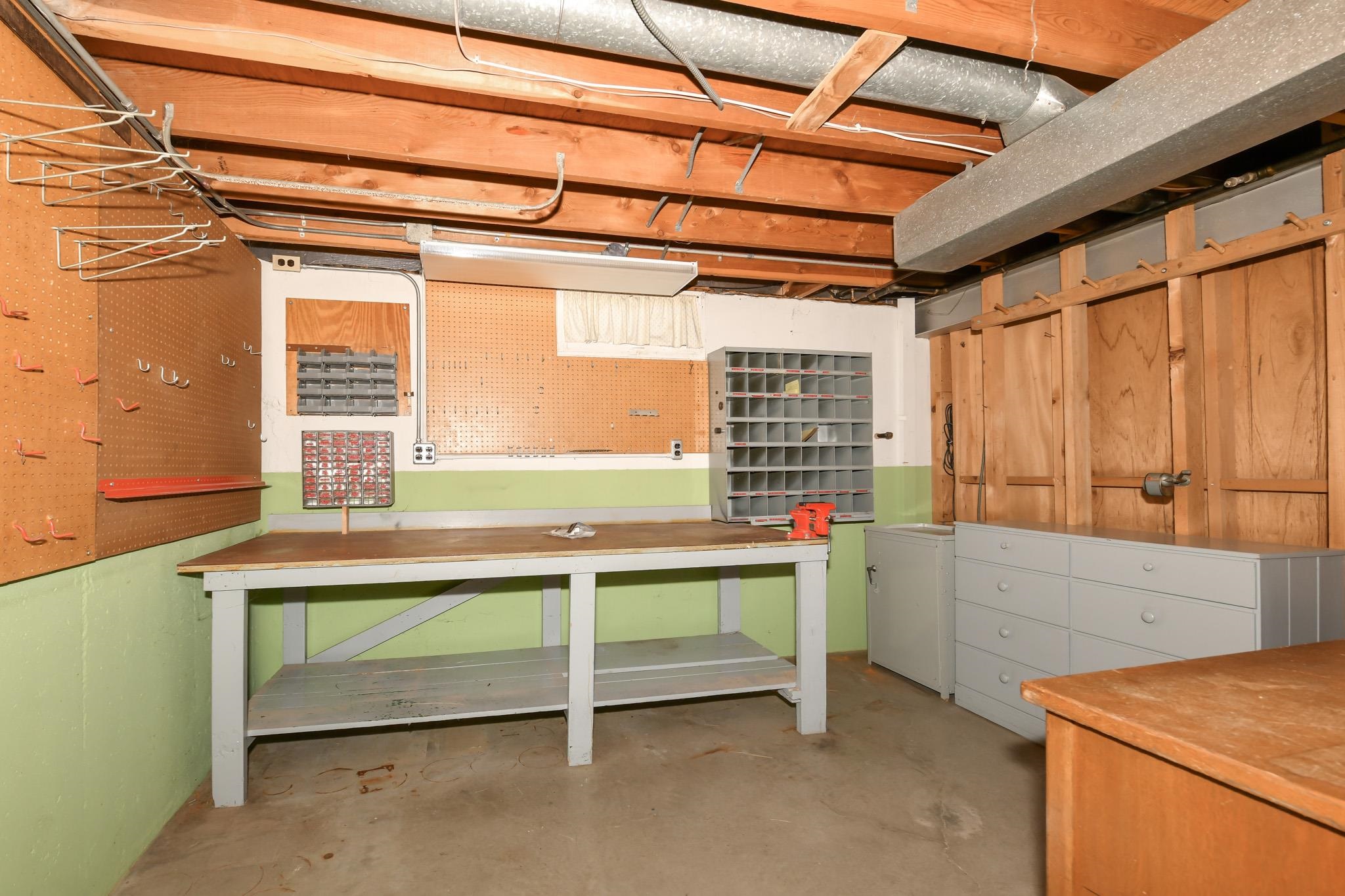 257 Mohawk Road Janesville, WI 53545 - Photo 33 of 47