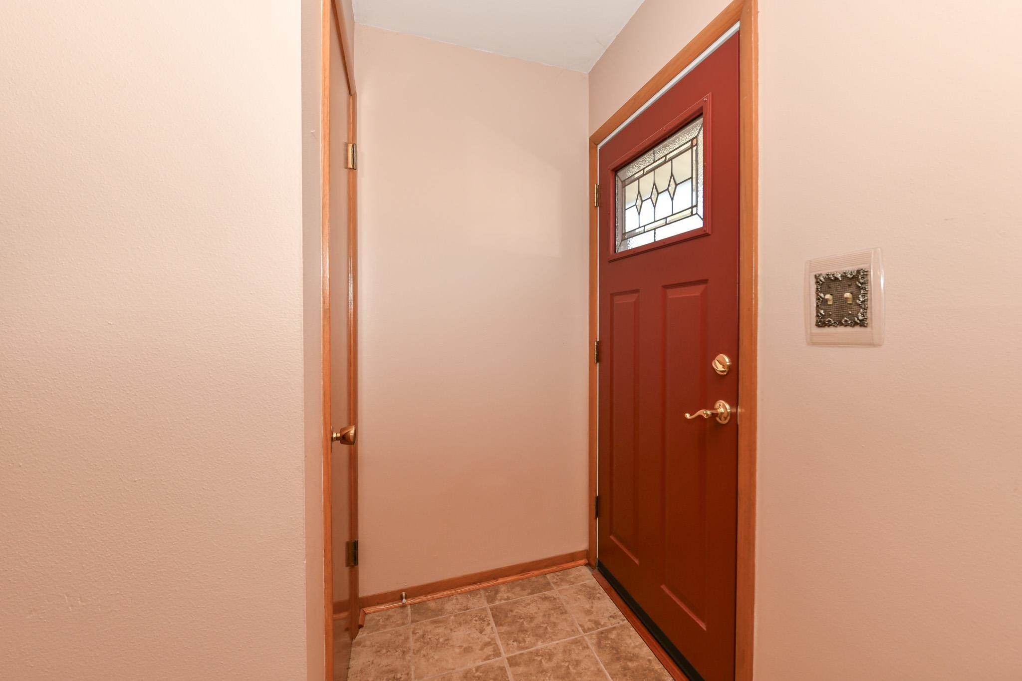 257 Mohawk Road Janesville, WI 53545 - Photo 7 of 47