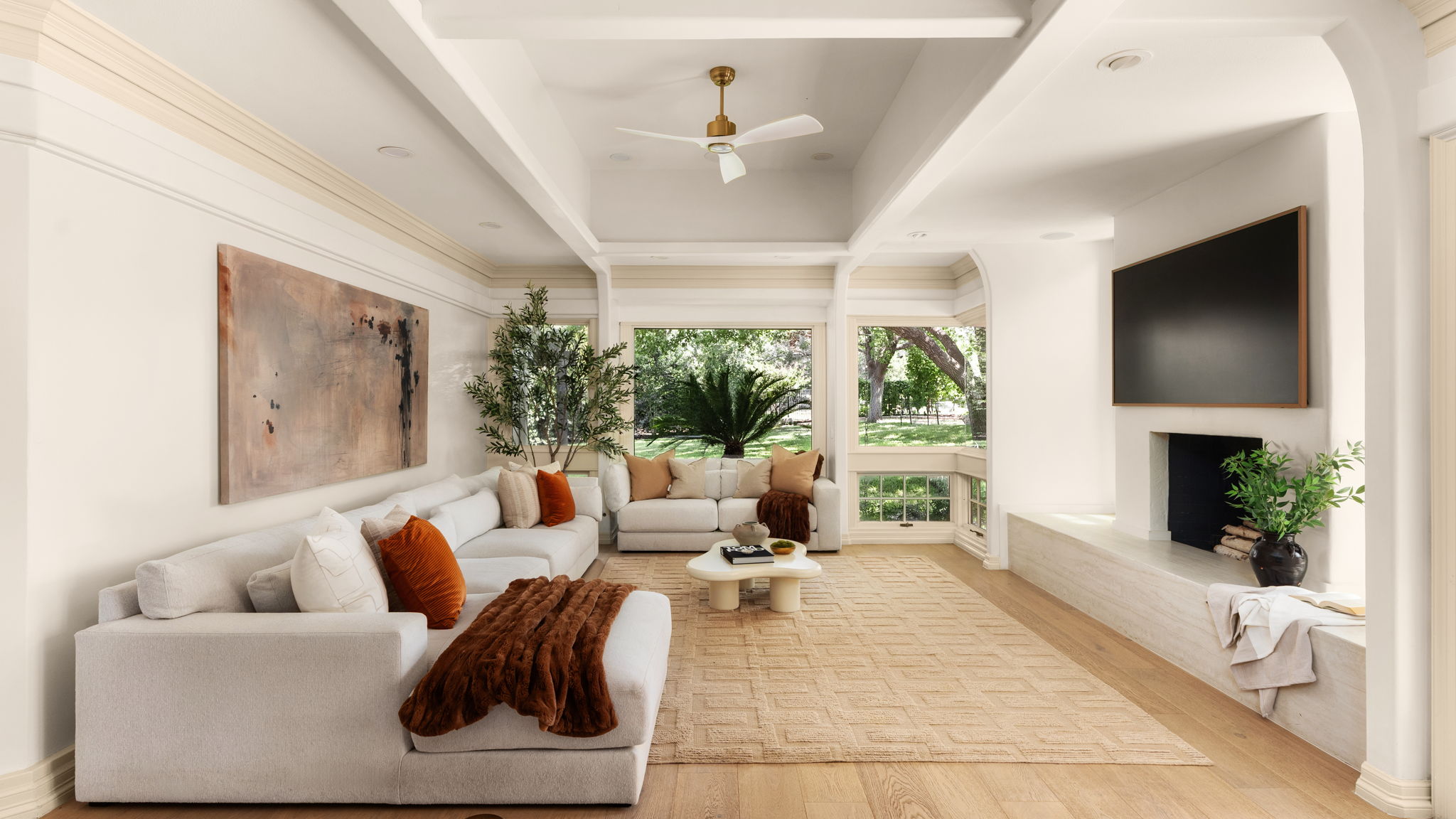 2036 Wimberly Lane Austin, TX 78735 - Photo 2 of 40 Living room with views to the luscious backyard