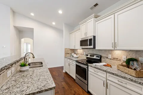 $500,000 | 405 Pine Burr Street, Fuquay-Varina, NC 27526