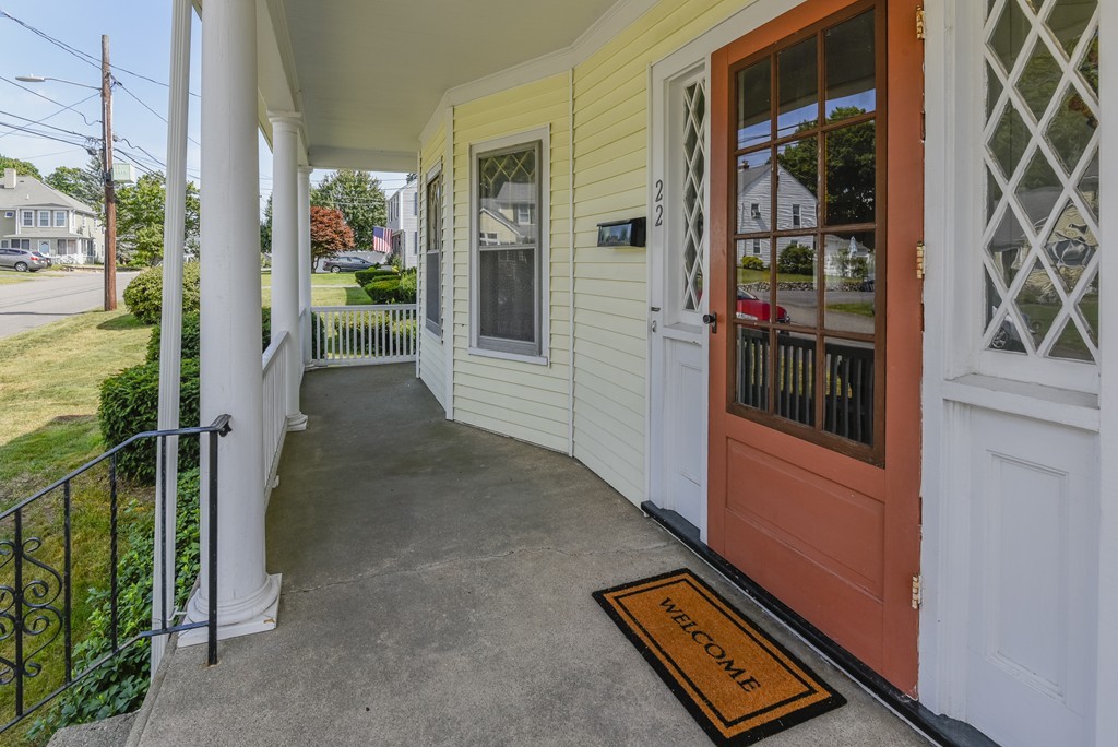 22 Boulevard Road Dedham, MA 02026 - Photo 4 of 29 Gallery Image 4