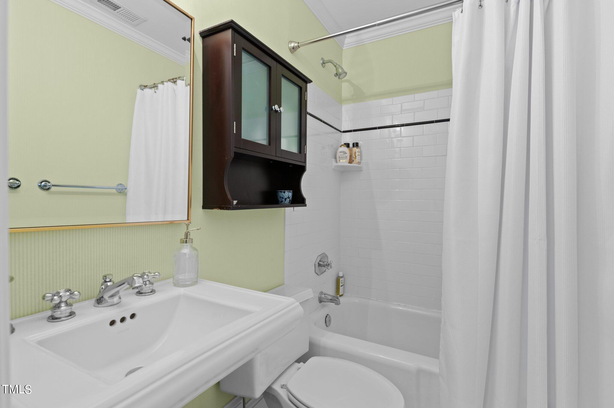 3000 Woodgreen Drive Raleigh, NC 27607 - Photo 43 of 55 61-web-or-mls-DSC_7469