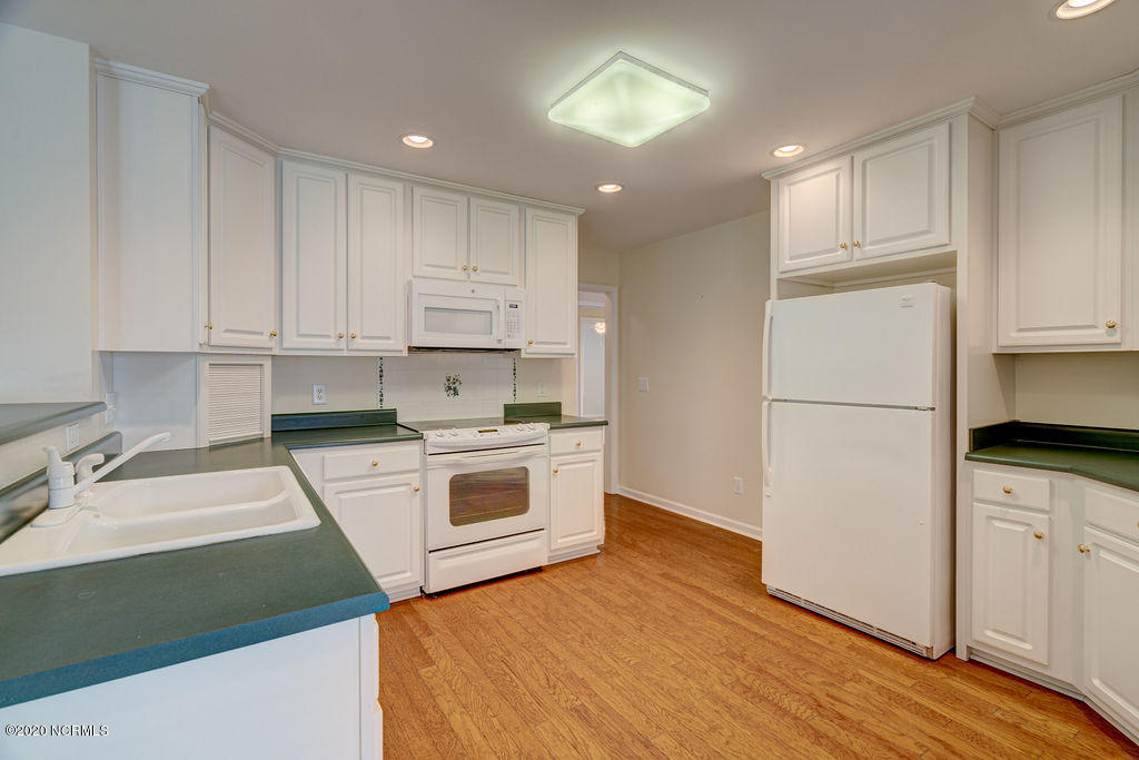 4306 Tillson Road Wilmington, NC 28412 - Photo 16 of 38 4306TillsonEdit-18