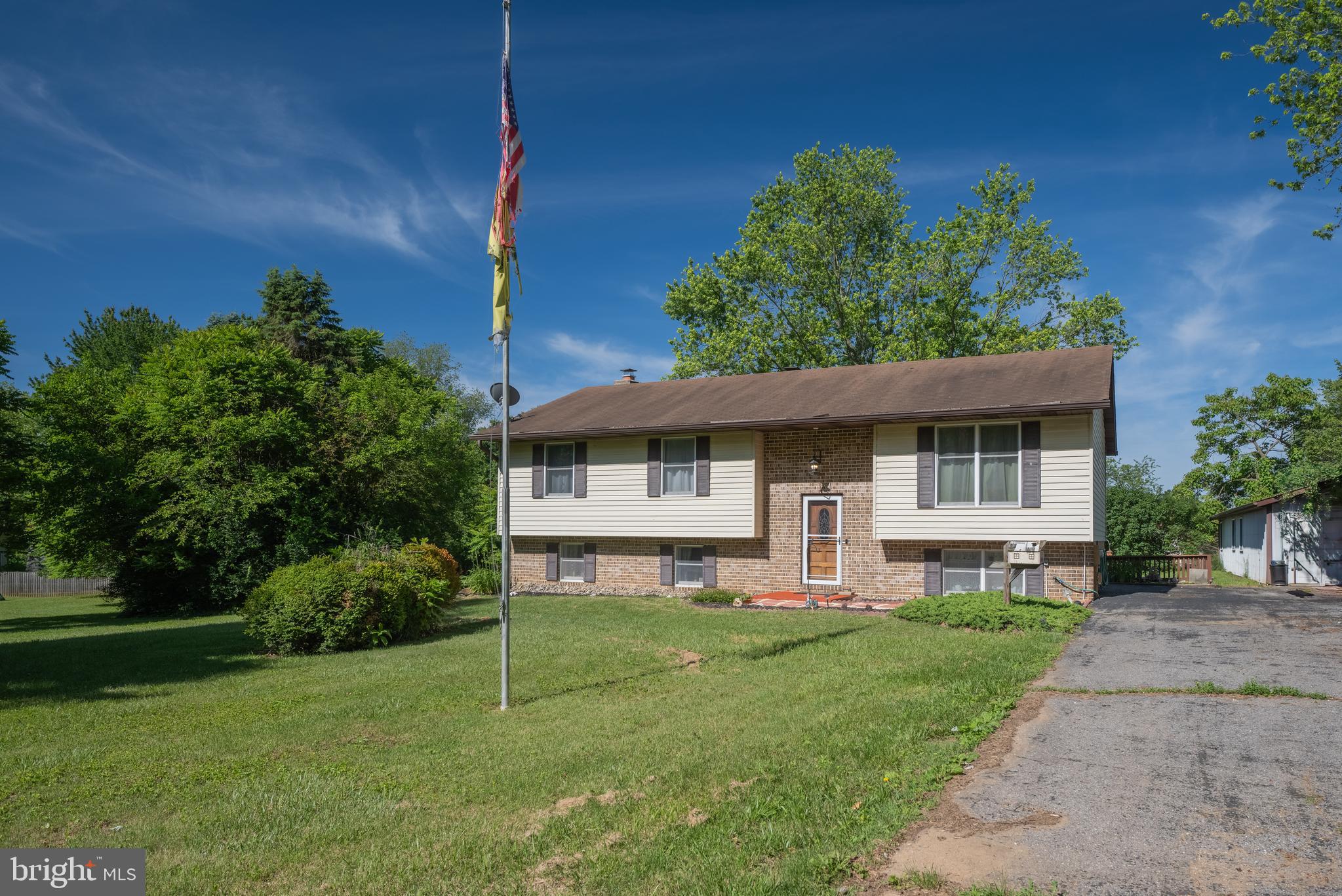 2362 Gillis Road Mount Airy, MD 21771 - Photo 2 of 72