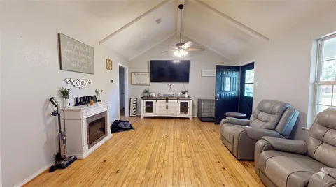 $355,000 | 32894 County Road 2142, Kemp, TX 75143