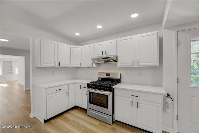 $3,300 | 201 Gatzmer Avenue, Unit A, Jamesburg, NJ 08831