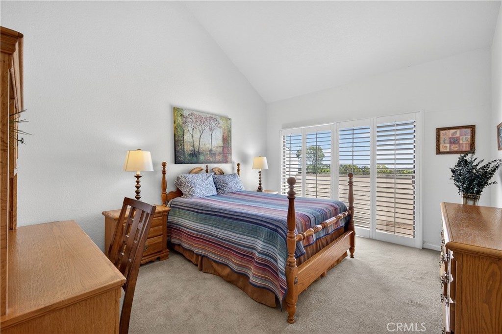 832 Trinity Lane Claremont, CA 91711 - Photo 26 of 51 a bed room with a bed and a chair