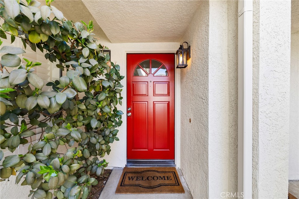 832 Trinity Lane Claremont, CA 91711 - Photo 4 of 51 a view of front door of a house