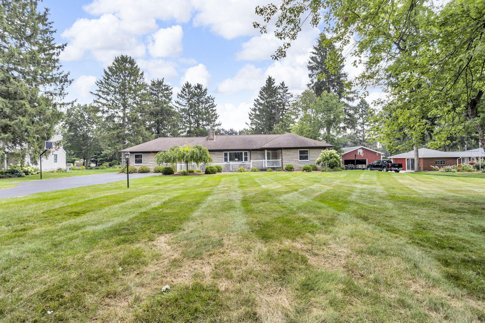 2327 Arbor Hills Road Jackson, MI 49201 - Photo 1 of 43 48-web-or-mls-0N0A7839