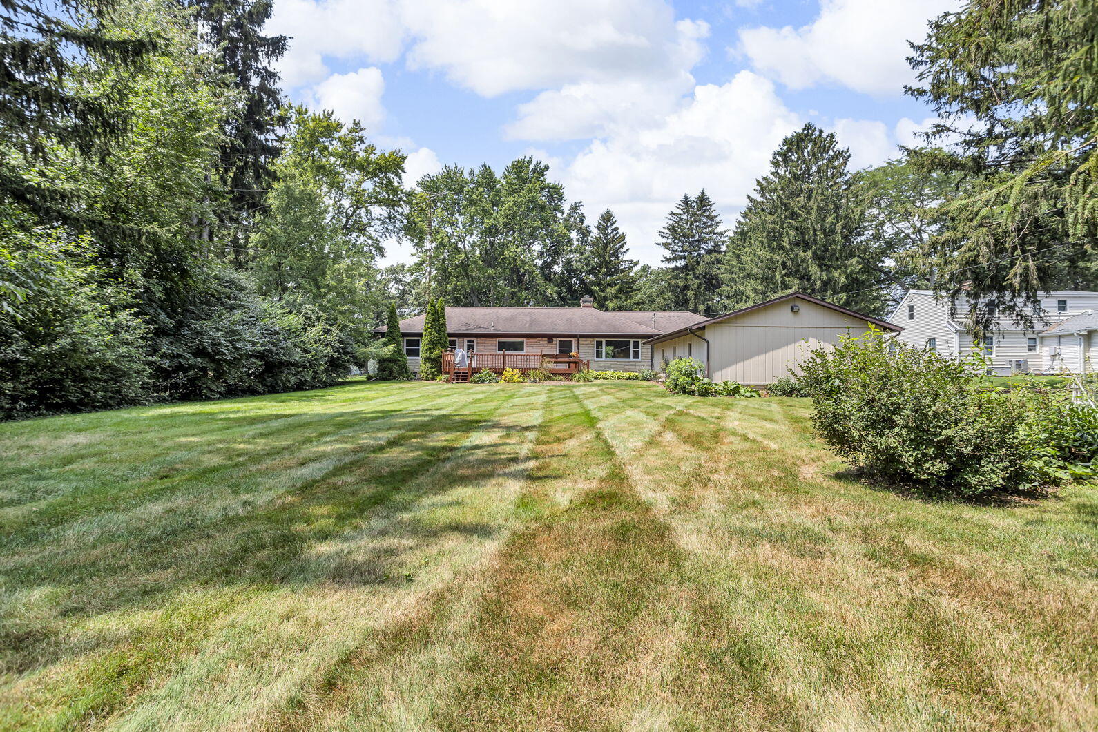 2327 Arbor Hills Road Jackson, MI 49201 - Photo 39 of 43 37-web-or-mls-0N0A7806