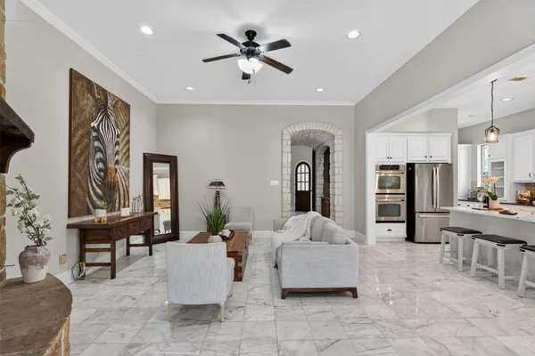 $825,000 | 10 Almondell Court, Magnolia, TX 77354