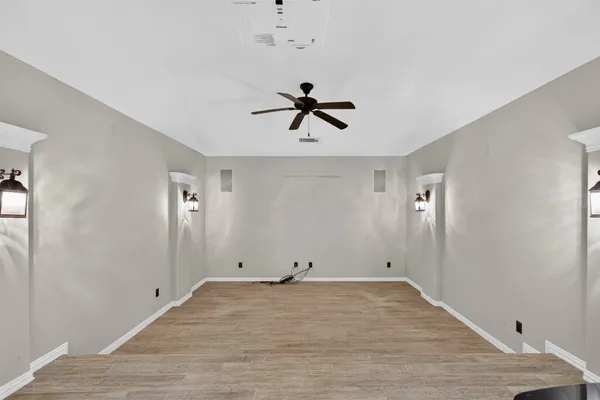 $825,000 | 10 Almondell Court, Magnolia, TX 77354