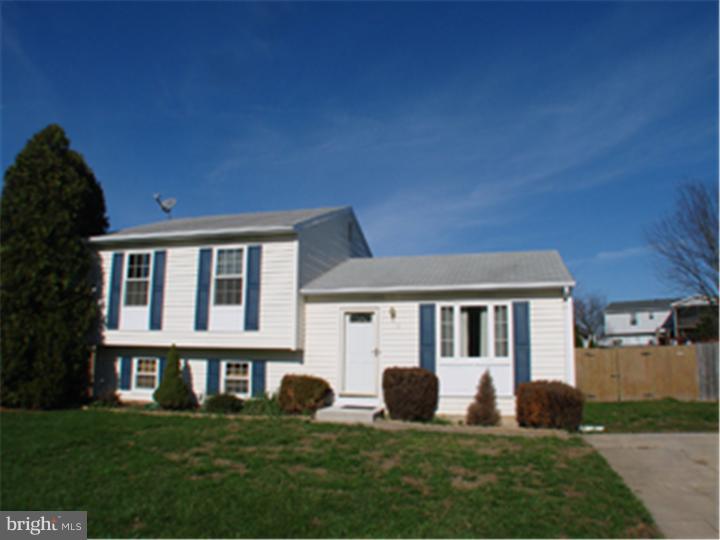 26 Hunting Ridge Road Newark, DE 19702 - Photo 2 of 15 Exterior Front