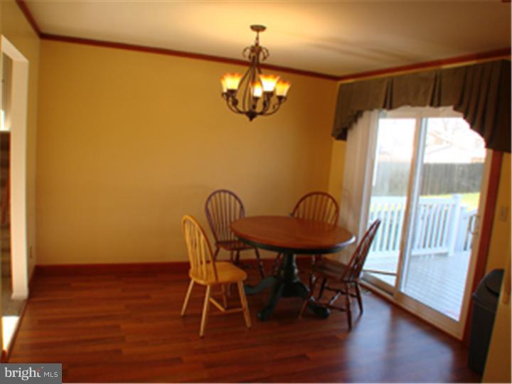 26 Hunting Ridge Road Newark, DE 19702 - Photo 4 of 15 Dining Room