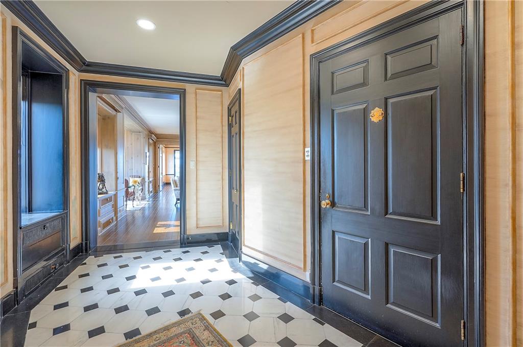 5049 Wornall Road, Unit 7AB Kansas City, MO 64112 - Photo 14 of 83