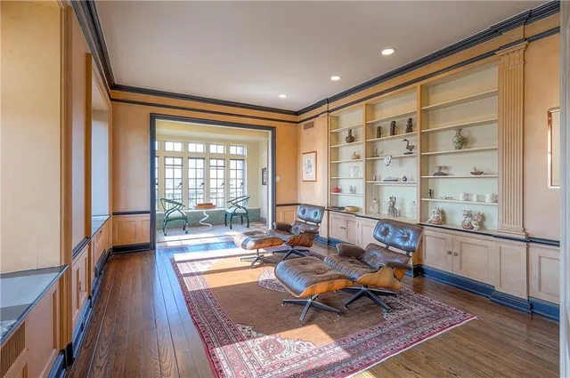 $1,550,000 | 5049 Wornall Road, Unit 7AB, Kansas City, MO 64112