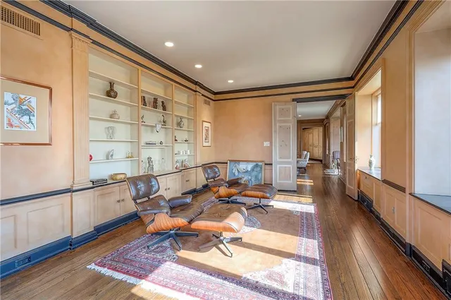 $1,550,000 | 5049 Wornall Road, Unit 7AB, Kansas City, MO 64112