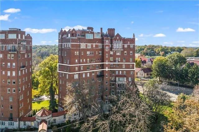 $1,550,000 | 5049 Wornall Road, Unit 7AB, Kansas City, MO 64112