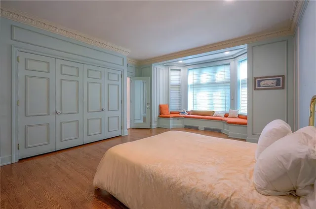 $1,550,000 | 5049 Wornall Road, Unit 7AB, Kansas City, MO 64112