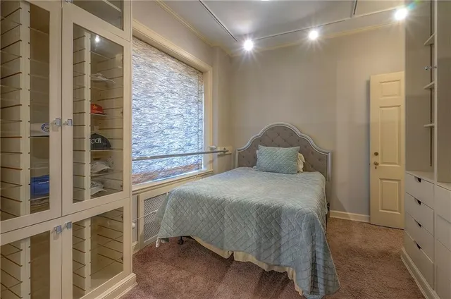 $1,550,000 | 5049 Wornall Road, Unit 7AB, Kansas City, MO 64112