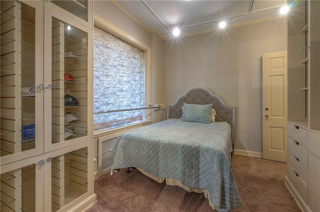 5049 Wornall Road, Unit 7AB Kansas City, MO 64112 - Photo 69 of 83