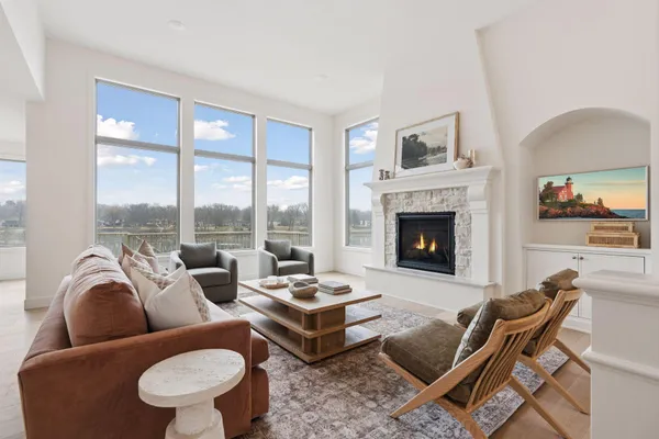 $2,050,000 | 4100 115th Avenue Northwest, Coon Rapids, MN 55433