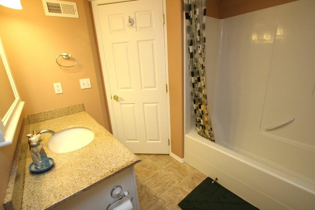 215 North E Stringham Road Rockford, WA 99030 - Photo 11 of 20